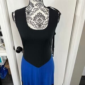 Stitch Btween colorblock crochet back maxi dress.  Size M